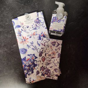 Michel Design Works - Paisley & Plaid 2 kitchen towels, paper napkins, hand soap